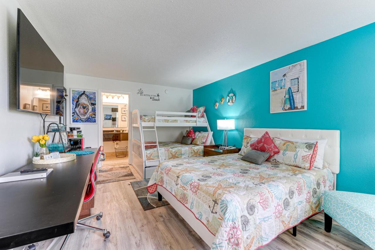 Sarasota Cay Club #612 - Heated Pool, Bunk Beds, Huge Tv, Tiki Bar, More! Exterior photo